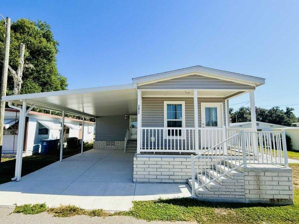 Photo 1 of 2 of home located at 1013 Ohio St SE Fort Meade, FL 33841