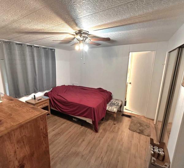 AGE 40+ PARK Mobile Home