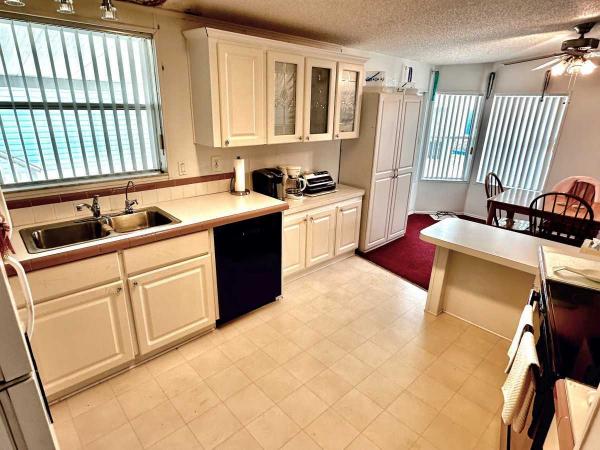 1998 Palm Harbor Mobile Home