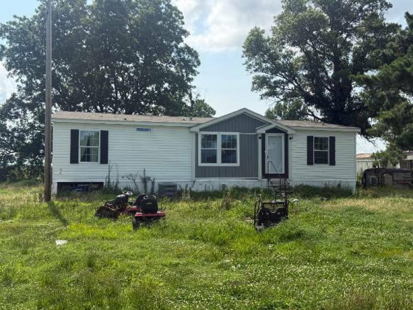 Photo 1 of 2 of home located at 8037 County Road 541 Senath, MO 63876