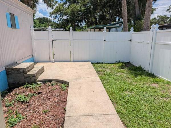 1987 LIBE Manufactured Home