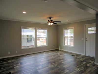 Photo 5 of 8 of home located at 5706 Waycross Drive Martinez, GA 30907