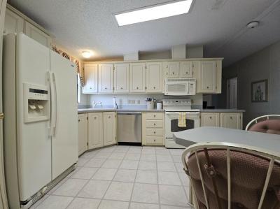 Photo 3 of 21 of home located at 83 Bay Lane Lake Alfred, FL 33850