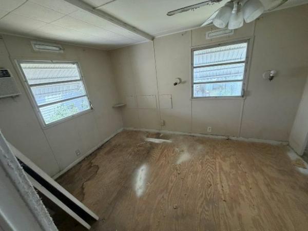 1963 CROS Manufactured Home