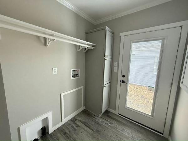 2026 CAVCO - Plant City *Pierce w/ Den - Limited Series Mobile Home