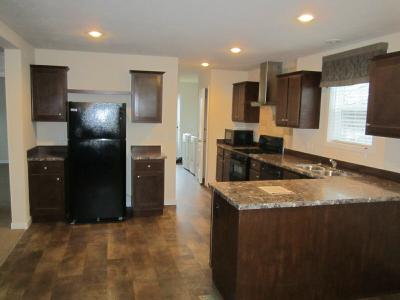 Photo 3 of 7 of home located at 5001 South Ave Lot 202 Toledo, OH 43615