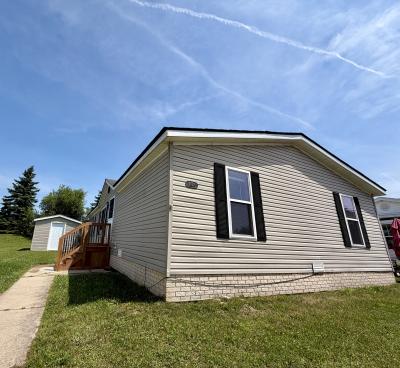 Mobile Home at 1877 Cedar St Newport, MI 48166