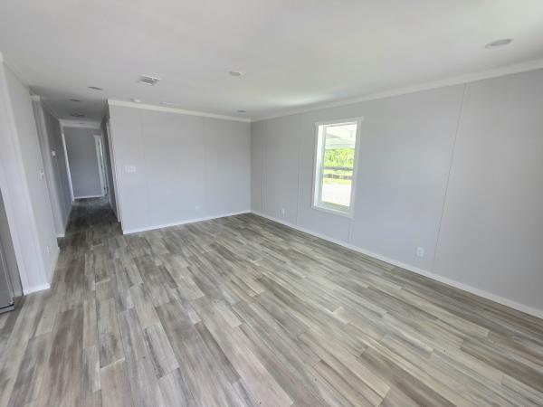 2025 Palm Harbor 340LS99999M Mobile Home