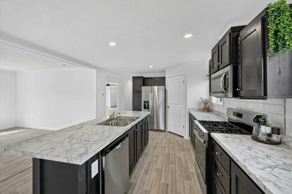 2025 COLONY 104 550BP99999M  Home