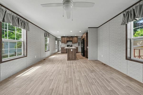 2026 Colony 151 Eastland Concepts-16763G / 550EC16763G  Home