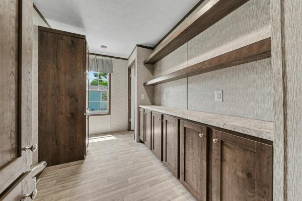 2026 Colony 151 Eastland Concepts-16763G / 550EC16763G  Home