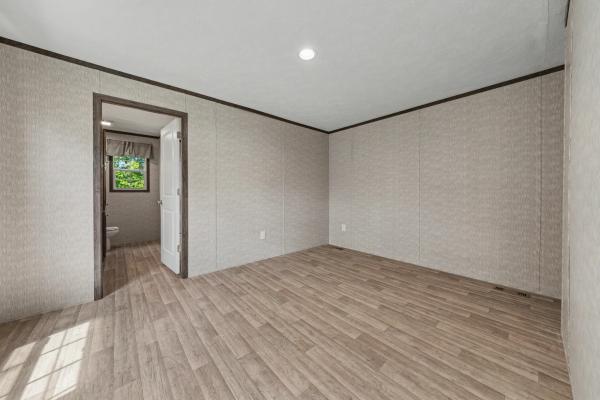2026 Colony 151 Eastland Concepts-16763G / 550EC16763G  Home