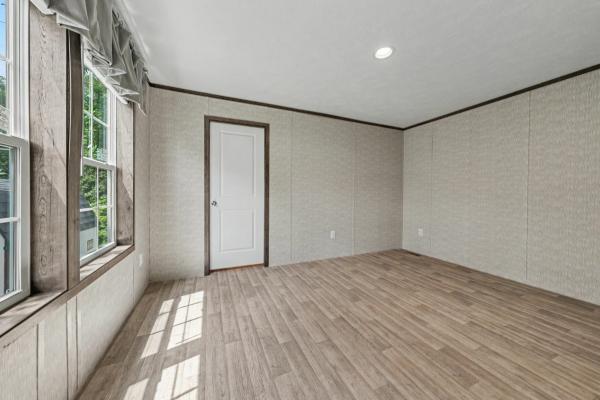 2026 Colony 151 Eastland Concepts-16763G / 550EC16763G  Home