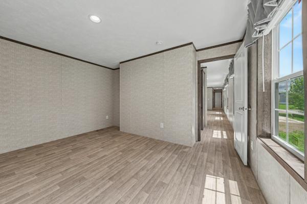 2026 Colony 151 Eastland Concepts-16763G / 550EC16763G  Home