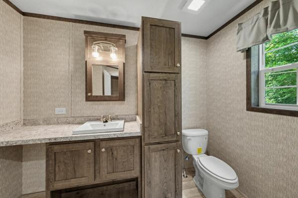 2026 Colony 151 Eastland Concepts-16763G / 550EC16763G  Home