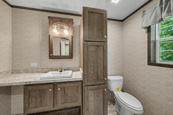 2026 Colony 151 Eastland Concepts-16763G / 550EC16763G  Home