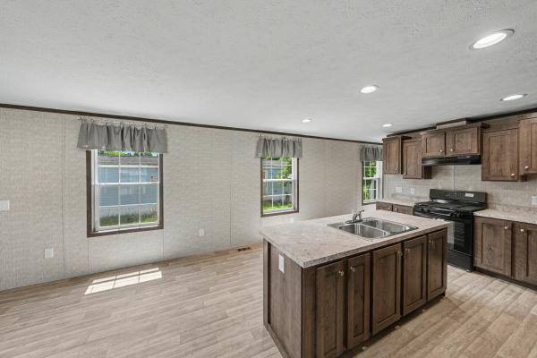 2026 Colony 151 Eastland Concepts-16763G / 550EC16763G  Home