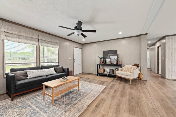 2025 Clayton 350 Hardin   Home
