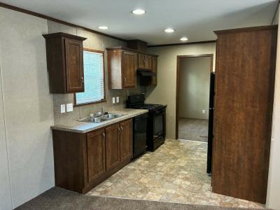 Photo 3 of 5 of home located at 6195 Robert Circle Site #280 Ypsilanti, MI 48197