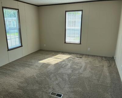 Photo 3 of 4 of home located at 6186 Robert Circle Site #033 Ypsilanti, MI 48197