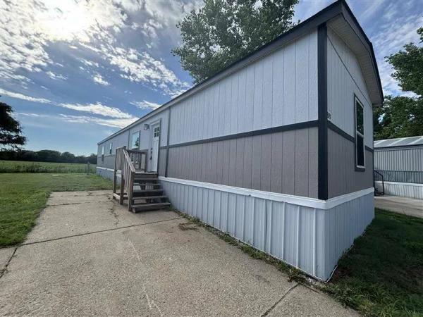 Photo 1 of 2 of home located at 1010 Reservation Rd # B29 Hays, KS 67601