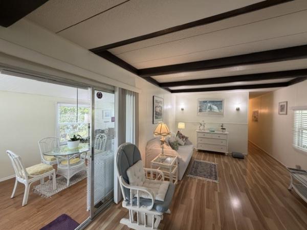 Photo 1 of 2 of home located at 4300 Pittenger Drive Sarasota, FL 34240