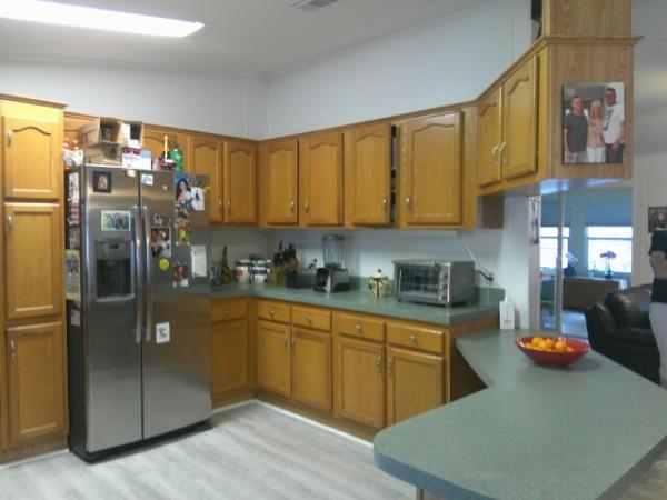 2001 Oak Haven Manufactured Home