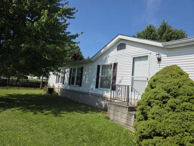 Mobile Home at 224 Island Drive Elyria, OH 44035