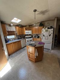 2005 Dutch 3 bedroom Manufactured Home