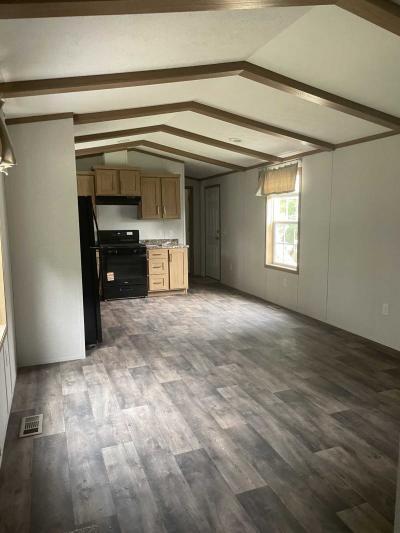 Photo 3 of 8 of home located at 92 Third Street Farmington, NY 14425