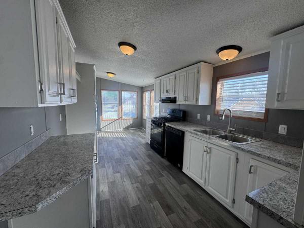  Mobile Home For Sale