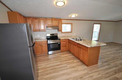 Photo 5 of 11 of home located at 328 Forest Blvd. Sheboygan Falls, WI 53085