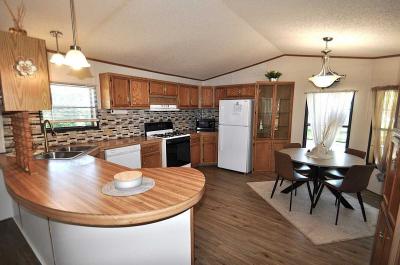 Photo 3 of 16 of home located at 1107 Magnolia Ave. Oshkosh, WI 54902