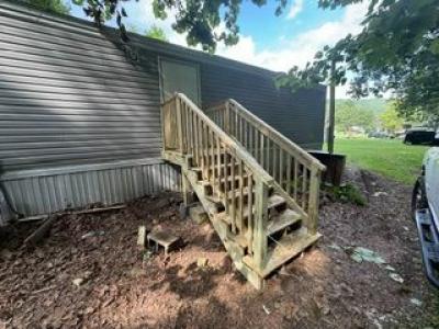 Mobile Home at 287 Kay Jay Camp Rd Barbourville, KY 40906