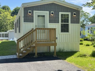 Mobile Home at 6 Mulberry Drive Norway, ME 04268