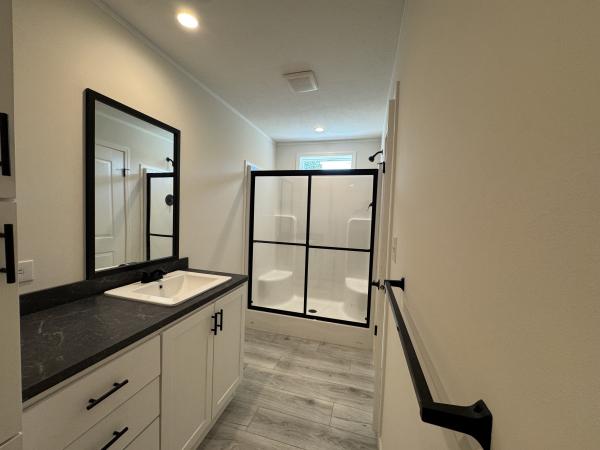2025 Skyline COURAGE 910 Mobile Home