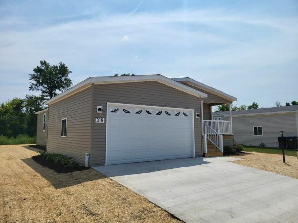 2026 Skyline - Lancaster Madison II Mobile Home