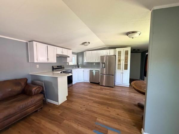 2000 CLAYTON SENSATION Mobile Home