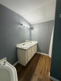 2000 CLAYTON SENSATION Mobile Home