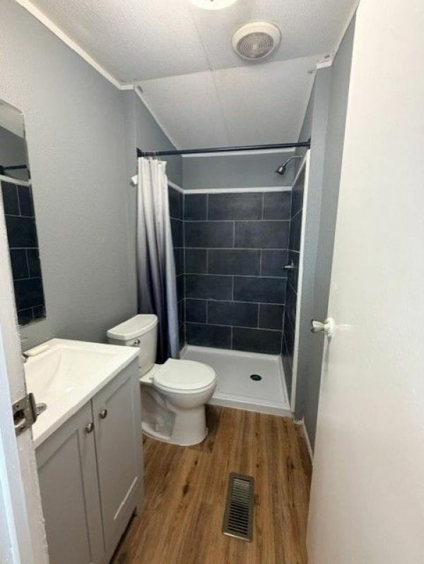 2000 CLAYTON SENSATION Mobile Home