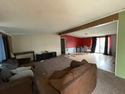 Photo 3 of 16 of home located at 16 Sandpiper Lane Beecher, IL 60401