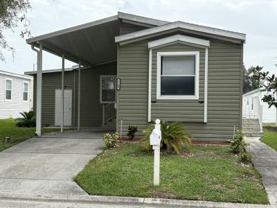 Photo 2 of 20 of home located at 3149 Bending Oak Drive Plant City, FL 33563