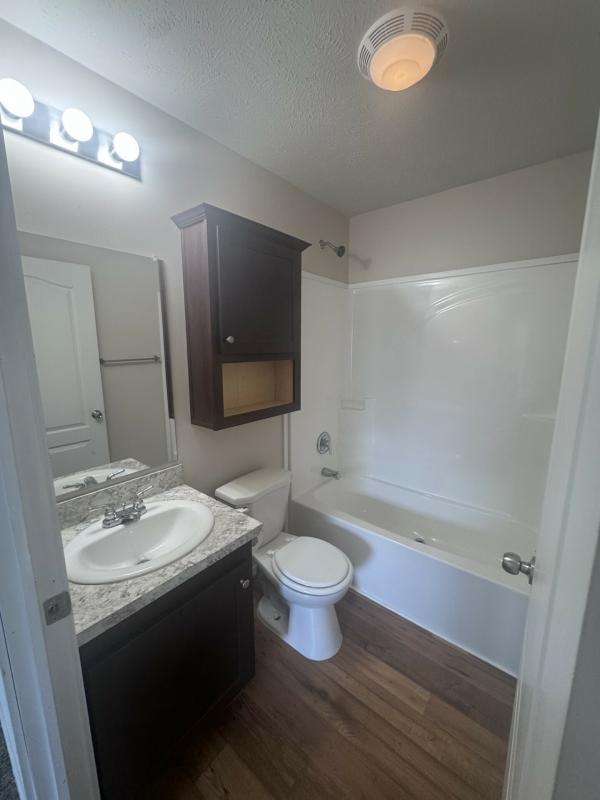 2019 Clayton 81FSN24443 Mobile Home