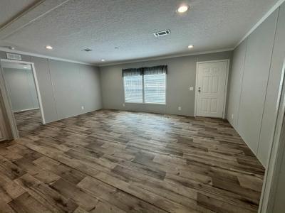 Photo 5 of 28 of home located at 2802 Potts Hollow Rd., #12 Birmingham, AL 35215