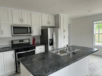 2023 Champion RA2852215 Mobile Home