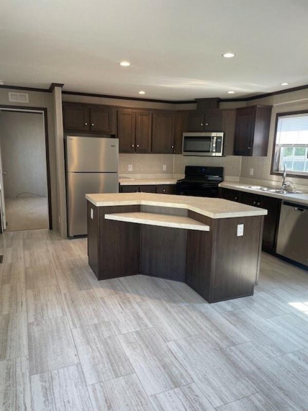 2022 Redman Homes 202 NWS-L-47631  Home