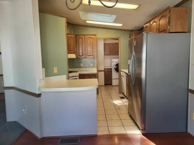 Photo 3 of 20 of home located at 1110 Lakeview Road Elgin, IL 60123