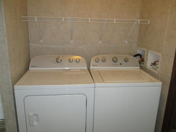 2016 Champion RA1456202 Mobile Home