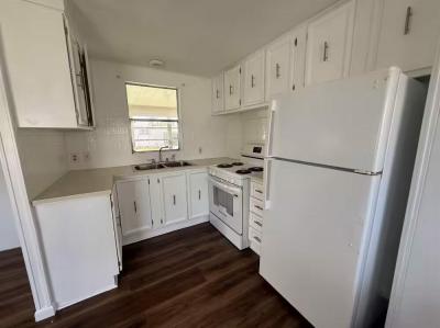 Photo 3 of 7 of home located at 27554 Us Hwy 19 N Lot 18 Clearwater, FL 33761