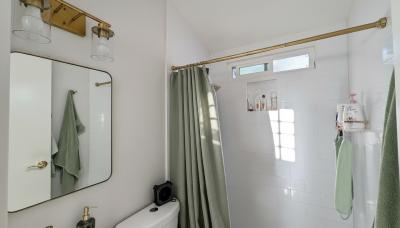 Photo 4 of 8 of home located at 825 West La Palma Avenue 40 Anaheim, CA 92801